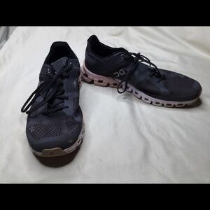 On Cloudflow Rock Rose Shoes - 9